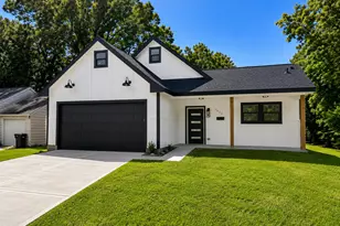 1010 Linden St, La Marque, TX 77568 - Photo 1