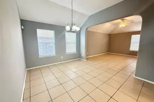 4007 E Teal Estates Cir, Fresno, TX 77545 - Photo 3