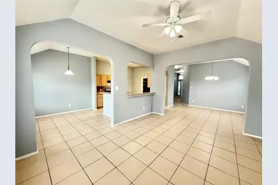 4007 E Teal Estates Circle, Fresno, TX 77545 - Photo 3