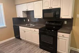 5830 Effingham Dr, Houston, TX 77035 - Photo 11