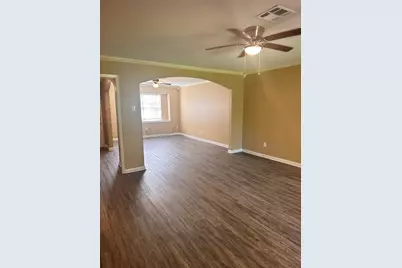 5830 Effingham Drive, Houston, TX 77035 - Photo 7