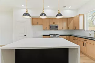 8048 Sunbury St, Houston, TX 77028 - Photo 19