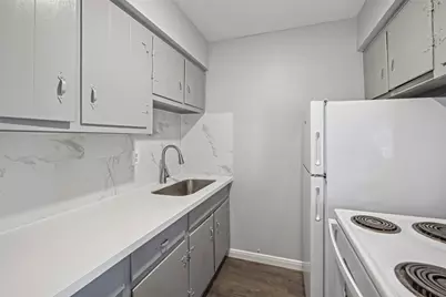 1716 Crownover Road #22, Houston, TX 77080 - Photo 7