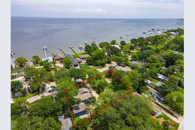 3726 Bayshore Drive, Bacliff, TX 77518 - Photo 3