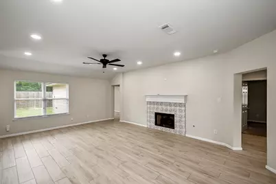 1311 Diamante Drive, Pasadena, TX 77504 - Photo 9