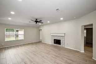 1311 Diamante Dr, Pasadena, TX 77504 - Photo 9
