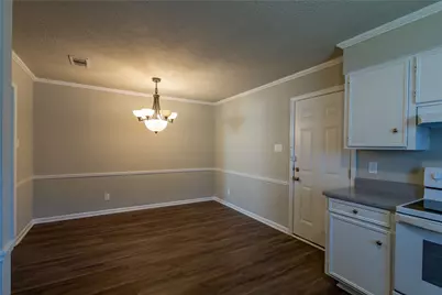5810 Meadowview Road, Beaumont, TX 77708 - Photo 9