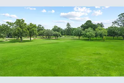 5334 Saxon Drive, Houston, TX 77092 - Photo 39