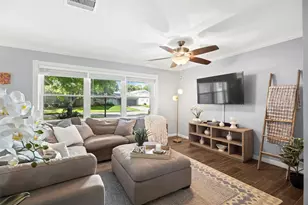 5334 Saxon Dr, Houston, TX 77092 - Photo 1