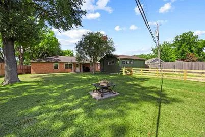5334 Saxon Drive, Houston, TX 77092 - Photo 23