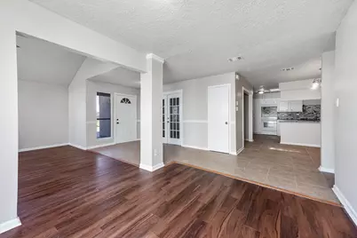 538 Shady Dale Drive, Stafford, TX 77477 - Photo 9