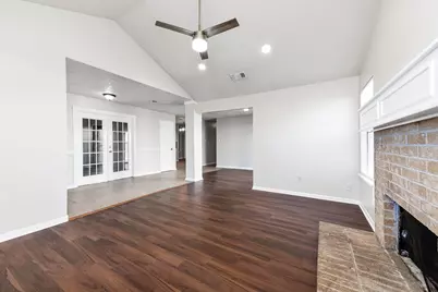 538 Shady Dale Drive, Stafford, TX 77477 - Photo 7