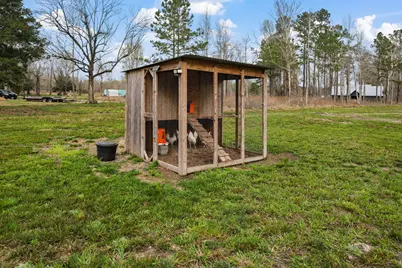 990 County Road 2112, Liberty, TX 77575 - Photo 15