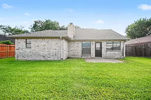 1227 Mission Dr, La Porte, TX 77571 - Photo 21