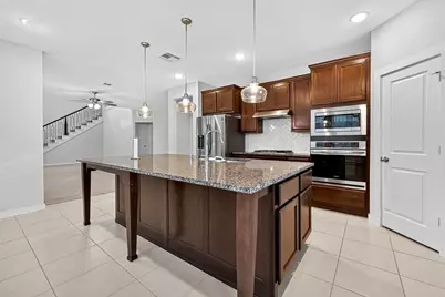 5018 Chestnut Orchard Drive, Houston, TX 77066 - Photo 9