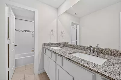 5018 Chestnut Orchard Drive, Houston, TX 77066 - Photo 21
