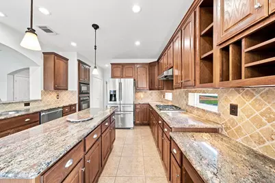 15806 Applerock Trail, Cypress, TX 77433 - Photo 9