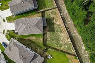24500 Canyon Strata Ln, Porter, TX 77365 - Photo 3