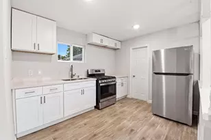 7010 Brownsville St, Houston, TX 77020 - Photo 11