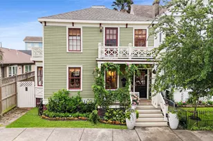 1305 Postoffice, Galveston, TX 77550 - Photo 1