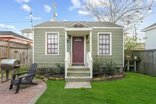 1305 Postoffice, Galveston, TX 77550 - Photo 31