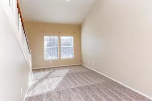730 Redwing Pl Dr, Houston, TX 77009 - Photo 13