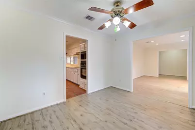 5810 Boyce Springs Drive, Houston, TX 77066 - Photo 7