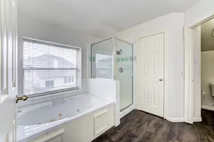 8510 Nashwood Ct, Houston, TX 77040 - Photo 29