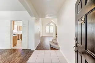 8510 Nashwood Ct, Houston, TX 77040 - Photo 5