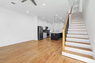 2022 Thonig Rd, Houston, TX 77055 - Photo 5