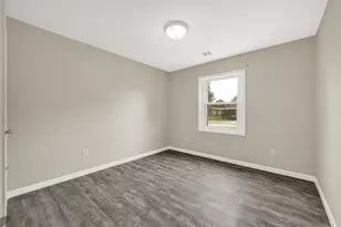 5714 Peacock St, Houston, TX 77033 - Photo 17
