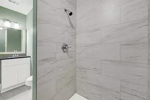 5714 Peacock St, Houston, TX 77033 - Photo 21