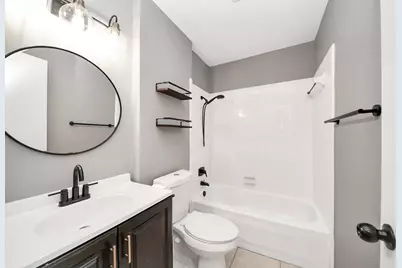 18 Barcelona Court, Missouri City, TX 77459 - Photo 15