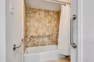 14134 Cleobrook Dr, Houston, TX 77070 - Photo 19