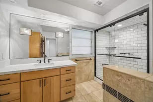902 Worthshire St, Houston, TX 77008 - Photo 35