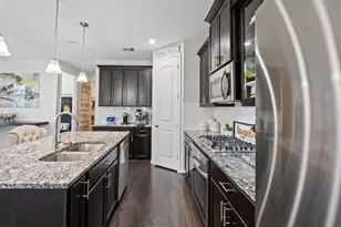 519 Carina Gaze Dr, Conroe, TX 77318 - Photo 7