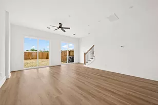 7422 Maxroy St, Houston, TX 77088 - Photo 7