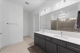 413 New Frst Ln, The Woodlands, TX 77382 - Photo 33