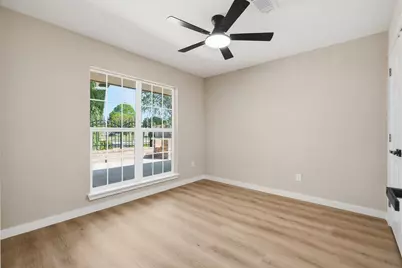 8902 Winding River Drive, Houston, TX 77088 - Photo 25