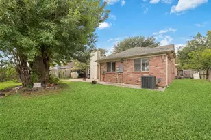3131 E Heatherock Cir, Sugar Land, TX 77479 - Photo 21