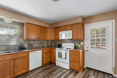 23304 E Community Drive, New Caney, TX 77357 - Photo 7
