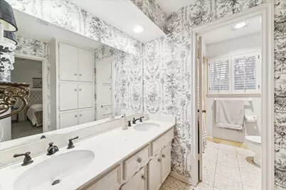 13643 Glen Erica Drive, Houston, TX 77069 - Photo 23