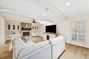 13643 Glen Erica Dr, Houston, TX 77069 - Photo 11