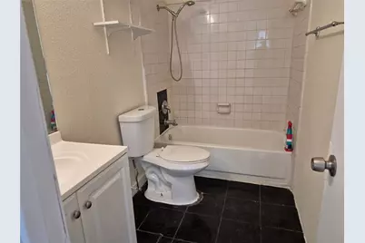 10847 Braes Bend Drive, Houston, TX 77071 - Photo 11