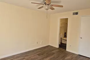 10847 Braes Bend Dr, Houston, TX 77071 - Photo 13