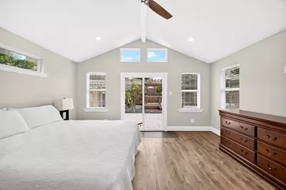 10335 Emnora Lane, Houston, TX 77043 - Photo 23