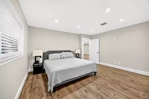 10335 Emnora Ln, Houston, TX 77043 - Photo 33