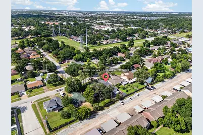 10335 Emnora Lane, Houston, TX 77043 - Photo 45