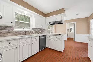 5702 Vestavia Dr, Houston, TX 77069 - Photo 13