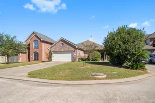 2204 Highland Crossing Dr, Conroe, TX 77304 - Photo 1
